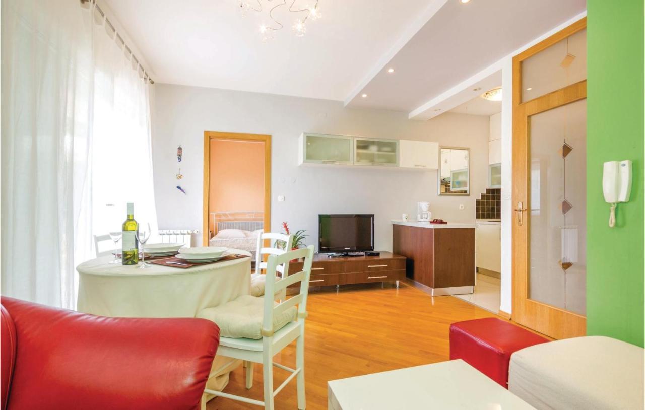 Awesome apartment in Rijeka with 1 Bedrooms&WiFi Buitenkant foto