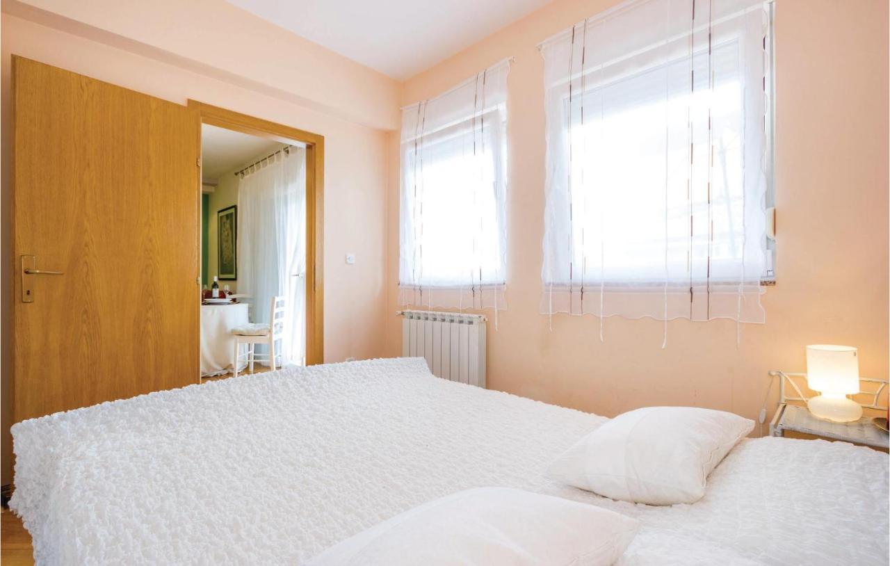 Awesome apartment in Rijeka with 1 Bedrooms&WiFi Buitenkant foto